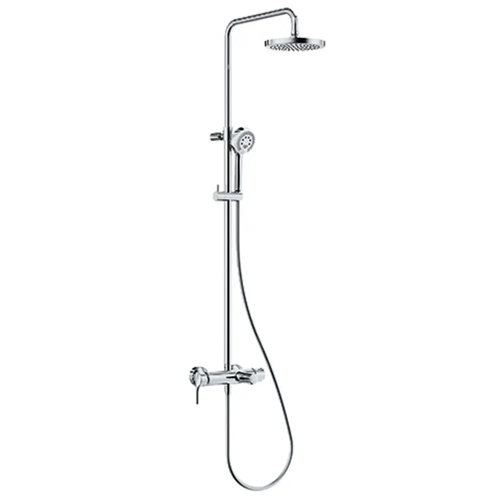 Verchromtes Duschsystem von Kludi mit Kopf- und Handbrause sowie Wanneneinlauf, an einer Wand montiert.